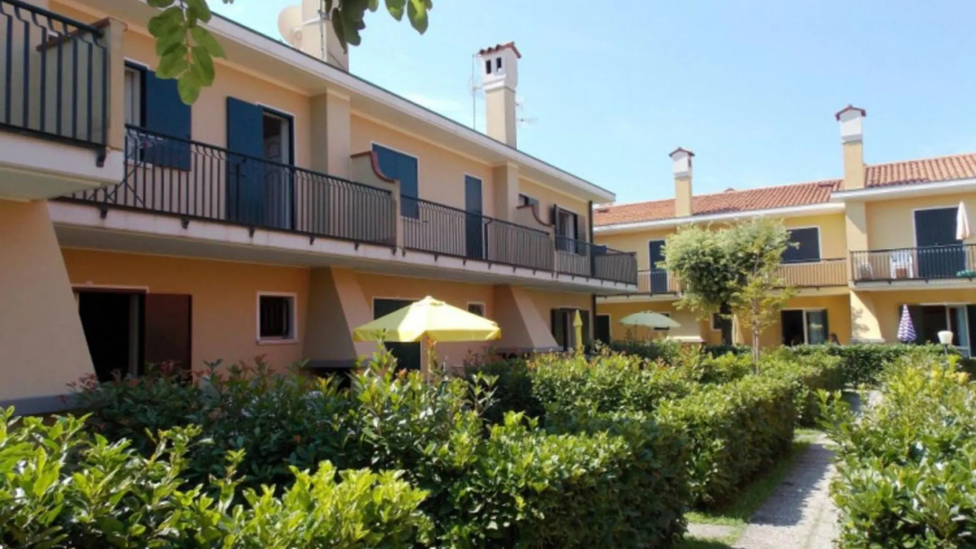 Charming Apartment Near The Beach With Pool Bibione
